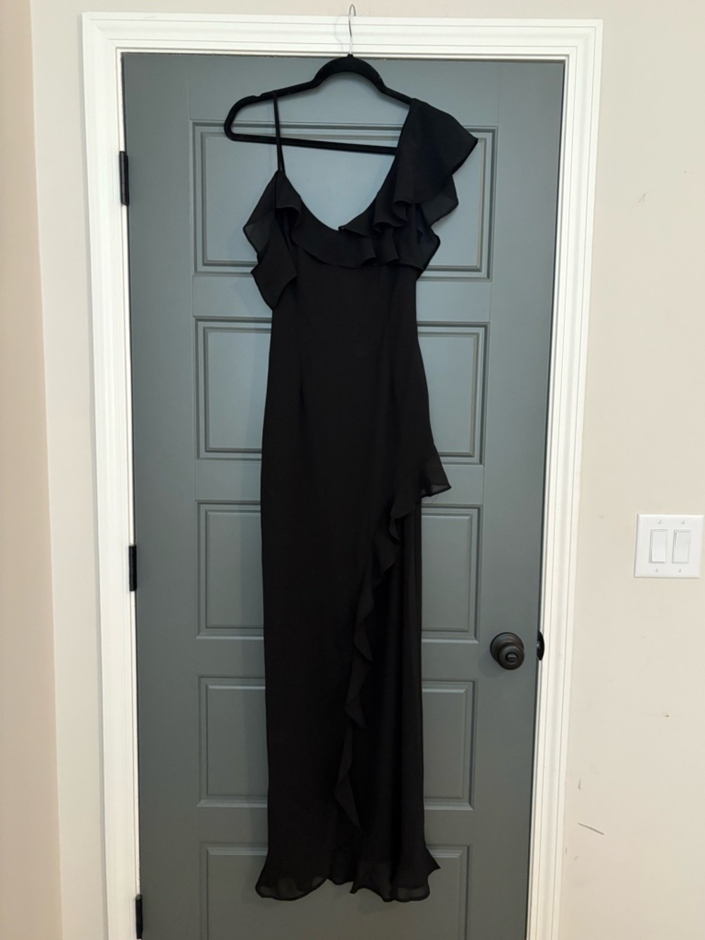 Runaway The Label Vacanza Maxi Dress Black Asymmetrical Ruffle Slip NWT - Picture 3 of 5